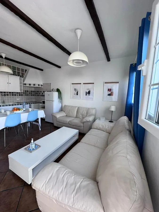 Cruceta House 0*, 塞博河畔卡莱塔